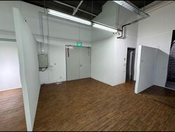 Hh @ Kallang (D13), Factory #566900371